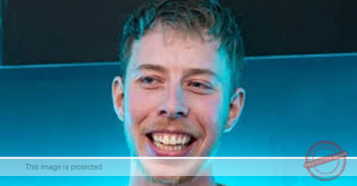 Callum Airey (Calfreezy) Death and Obituary – The Digital Community Mourns