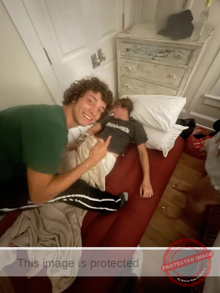 Finn Hammerl Obituary: A Vibrant and Compassionate Soul