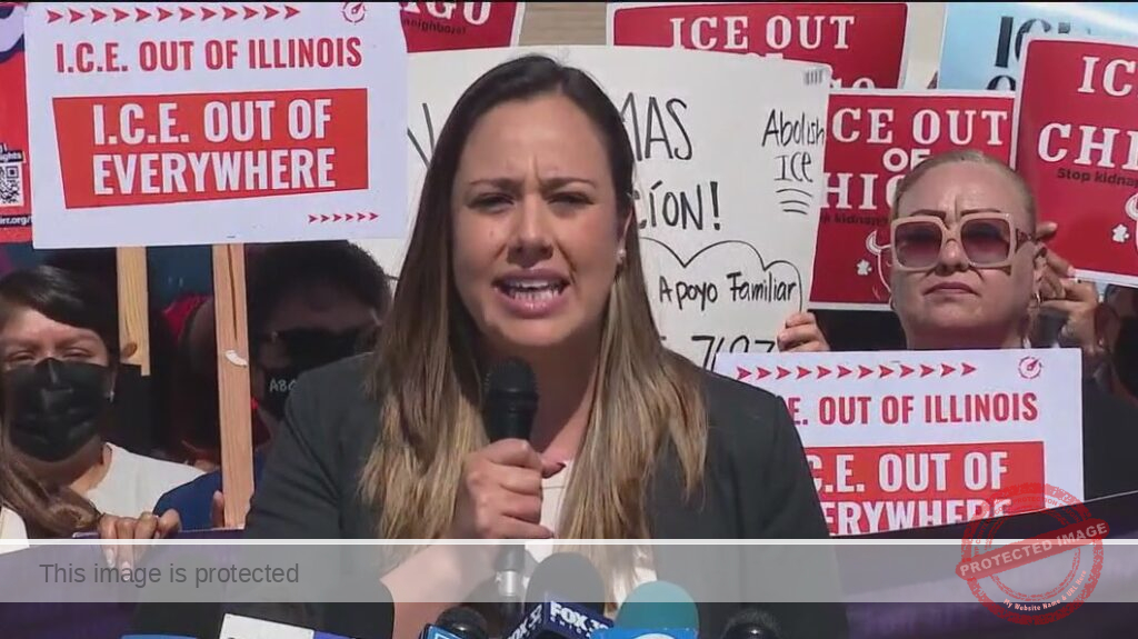 At least 5 detained in ICE operations on Chicago’s Southwest Side, alderman says