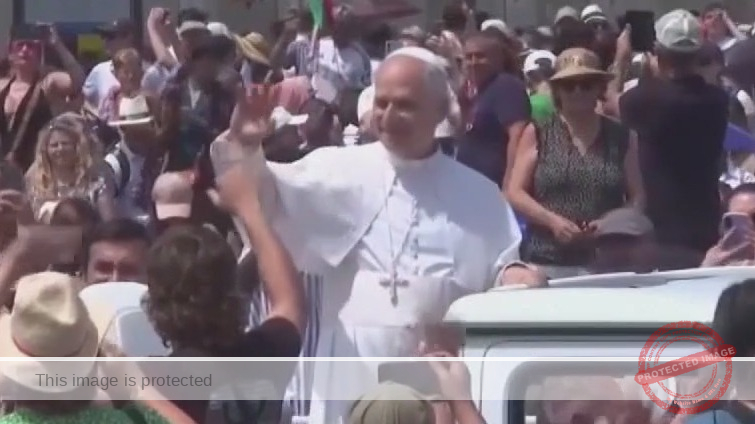 Dolton native Pope Leo XIV celebrates 70th birthday, given Portillo’s cake