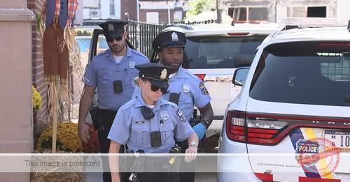 Philadelphia police investigating after man impersonating officer breaks into home, ties up victim in Tacony