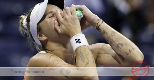 Sabalenka Advances to U.S. Open Semifinals After Vondrousova’s Withdrawal