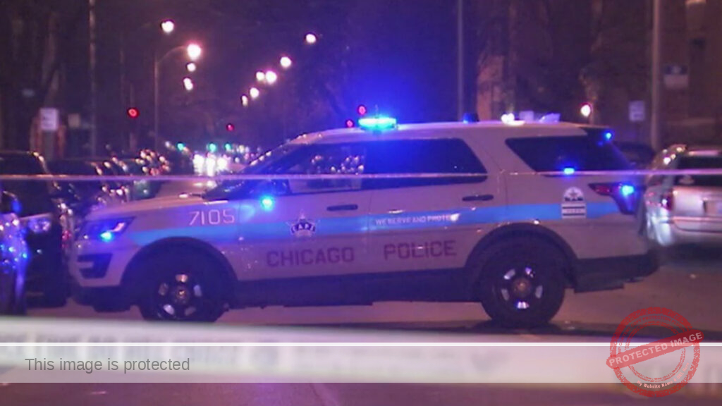 Teen boy fatally shot on North Side, police say