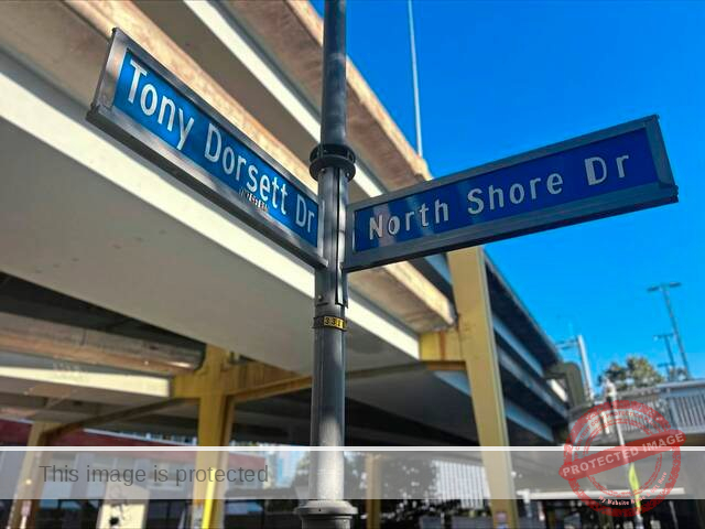 PITTSBURGH, PA — Community Grieves After Tragic Fall from Fort Duquesne Bridge