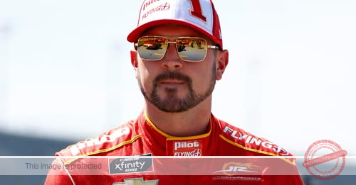 Michael Annett, former NASCAR racing star, dies at 39