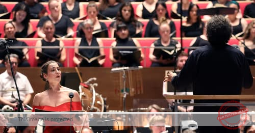 Guerrero and the Grant Park Music Festival close the season with a rousing ‘Carmina Burana’