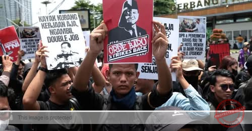 Pirate Flags in Indonesia Spark Debate Amid Growing Discontent with Government Policies