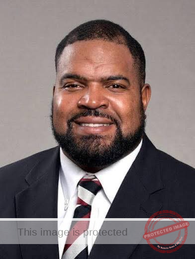Travian Robertson, South Carolina Football Coach, Injured in Car Accident