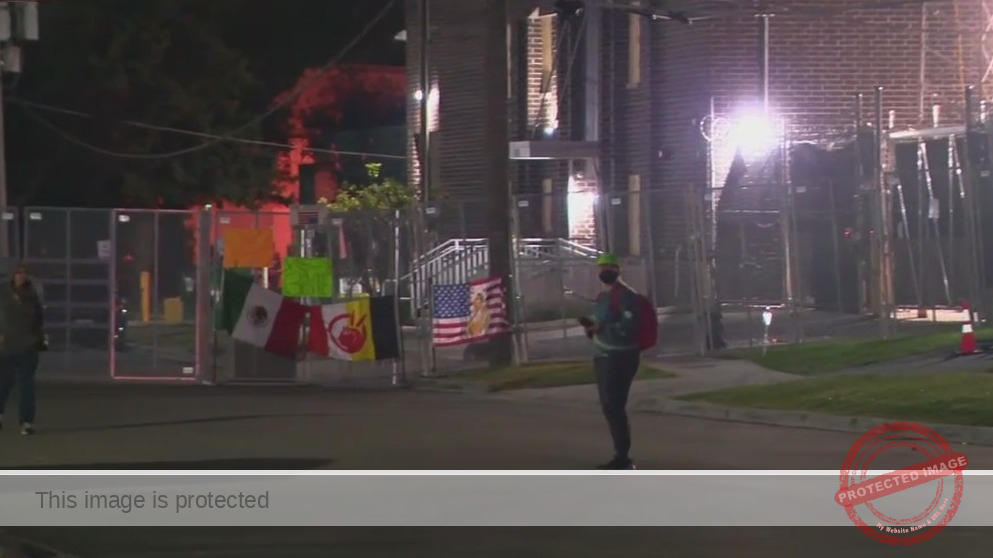 Broadview ICE protests enter fourth week as activists demand detainee release