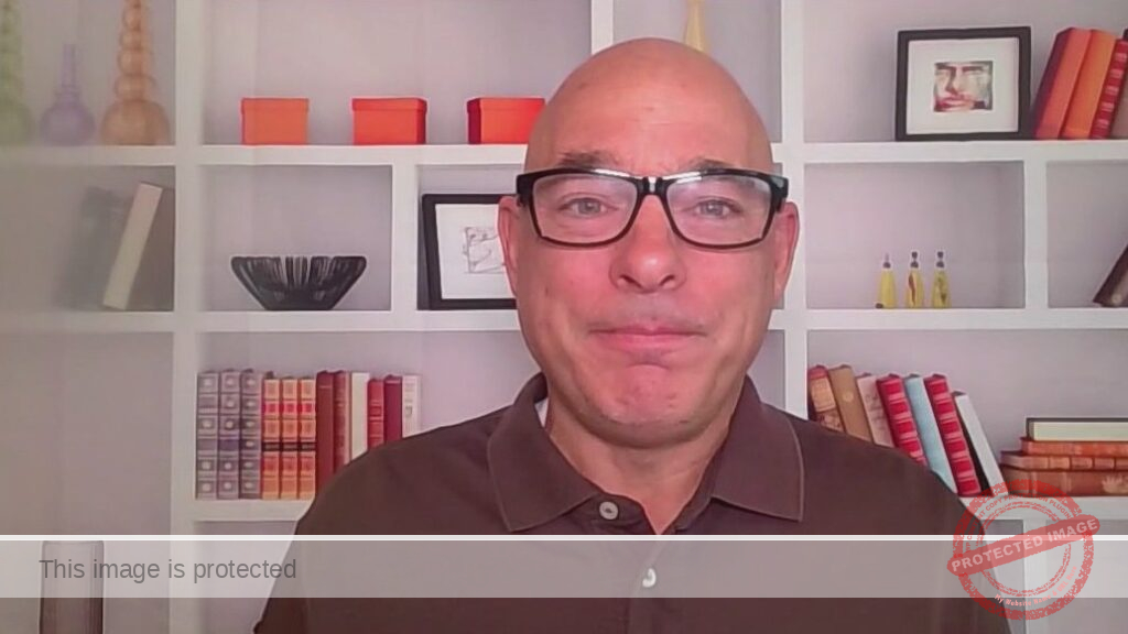 Cubs pound Cardinals 12-1, close in on securing top NL wild card spot