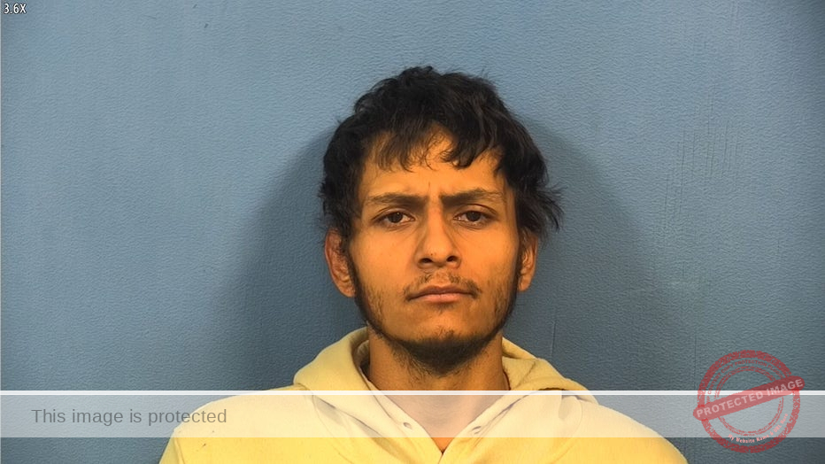 Man arrested for spray-painting anti-Trump, anti-Israel graffiti on Carol Stream police station, businesses