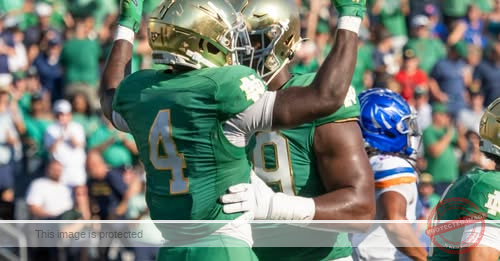 Leonard Moore has 2 interceptions and No. 21 Notre Dame beats Boise State 28-7