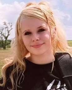 Missing Teen: Kaomi Carrico, 14, Last Seen in Salina, Kansas