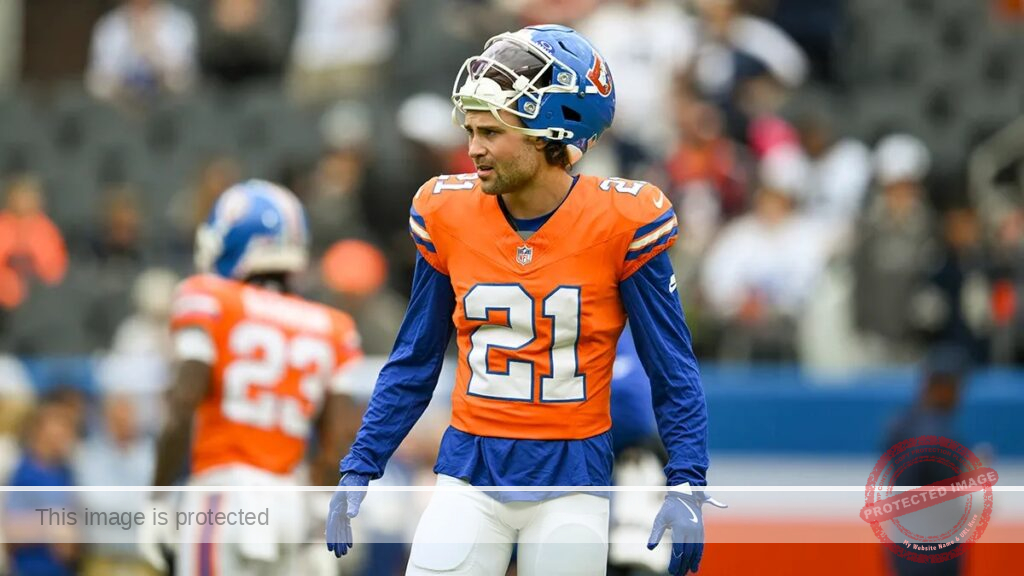 Surtain Quips on Moss’ Penalties