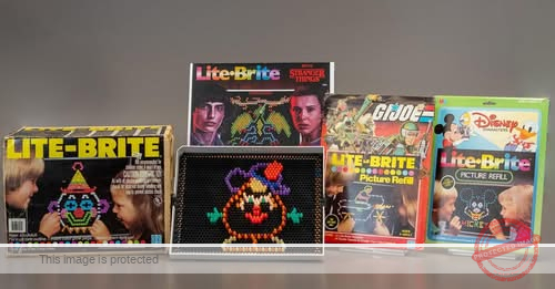 Burt Meyer, prolific toymaker who invented Rock ‘Em Sock ‘Em Robots and Lite-Brite, dies at 99