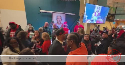 Hundreds pay tribute to Oakland coach John Beam in first organized memorial since killing