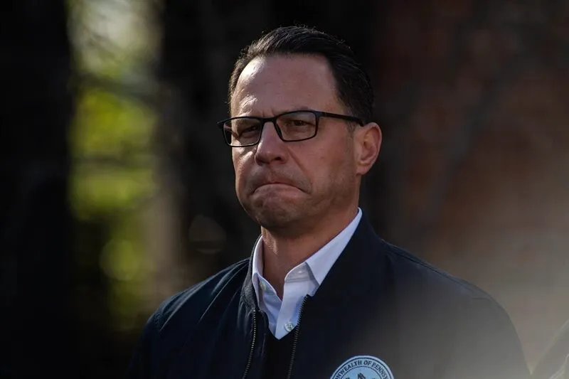 Shapiro Disputes Harris’ Book Account